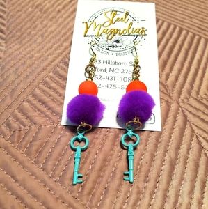 NWT: Pom-pom key earrings